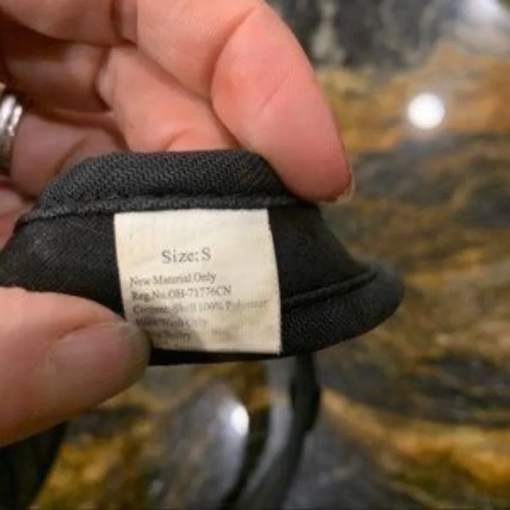 🛍3/$20 DOG black harness size small.